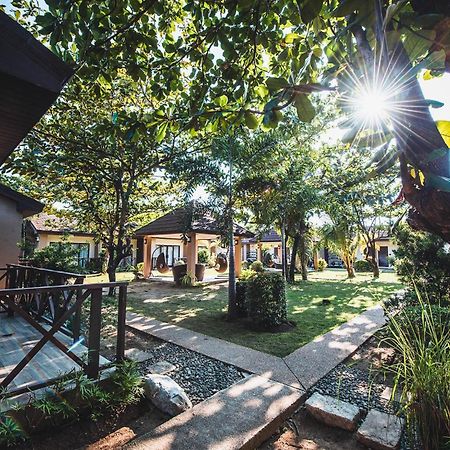 Aureo La Union Hotel San Fernando City  Eksteriør billede